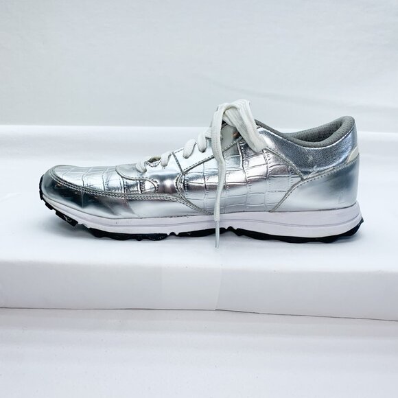 Sam Edelman Soft Silver Metallic Leather Lace-Up Sneakers, Size 7.5 New - Picture 2 of 7